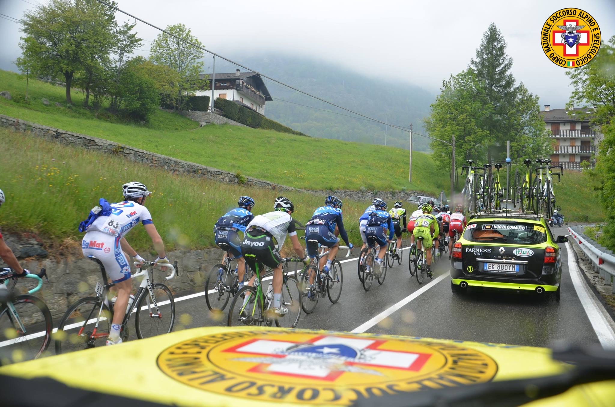GIRO D'ITALIA: RITORNANO LE SQUADRE DEL SOCCORSO ALPINO COME PRESIDIO TECNICO E MEDICO SU ALCUNE TAPPE CHIAVE